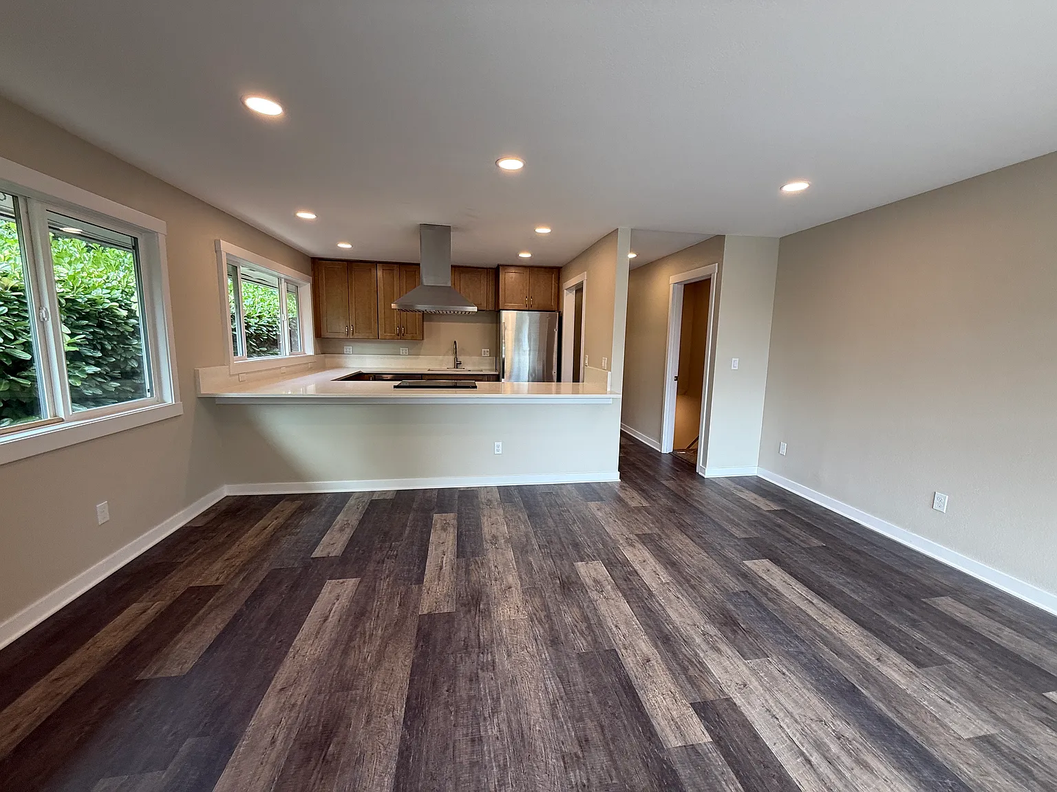 3 bed, 1335 sqft, $2,950 — Photo 4