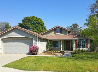 2761 Dennis Ave, Clovis, CA 93611