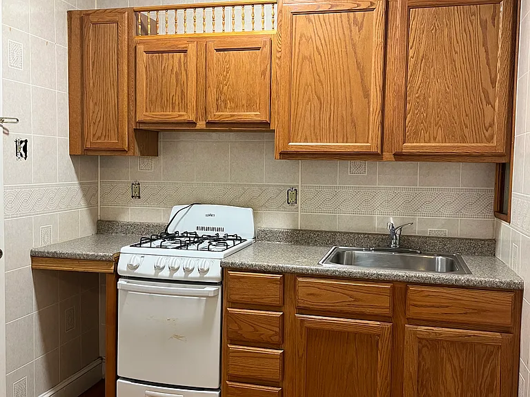 364 Hamilton St #4 — Photo 12