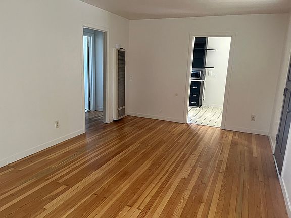 4th image of 2532 Santa Cruz Way