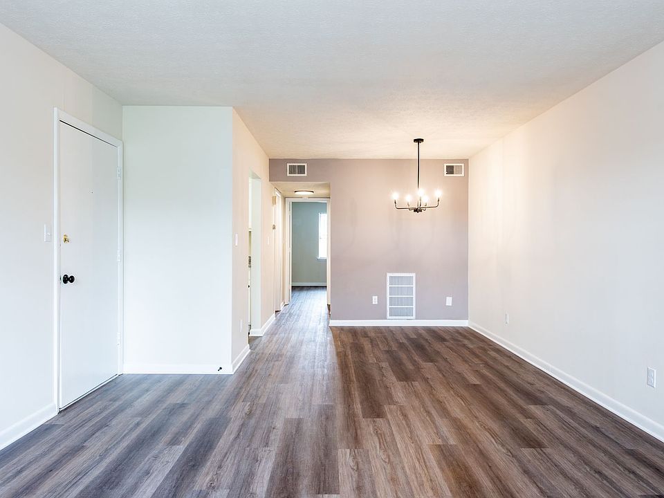 1st image of 1001 Grinstead Ct Unit 16
