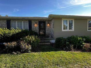 2472 Newport Cir, Oskaloosa, IA 52577