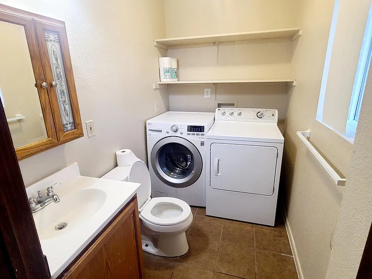 7242 Cherry St — Photo 17