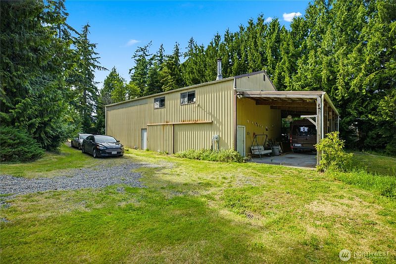 2nd image of 415 118th Avenue E Lot 3
