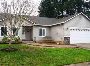 302 Pioneer Dr, Silverton, OR 97381