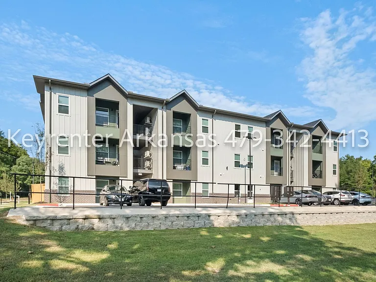 Bacardi on the Hill | Fayetteville Living — Photo 63
