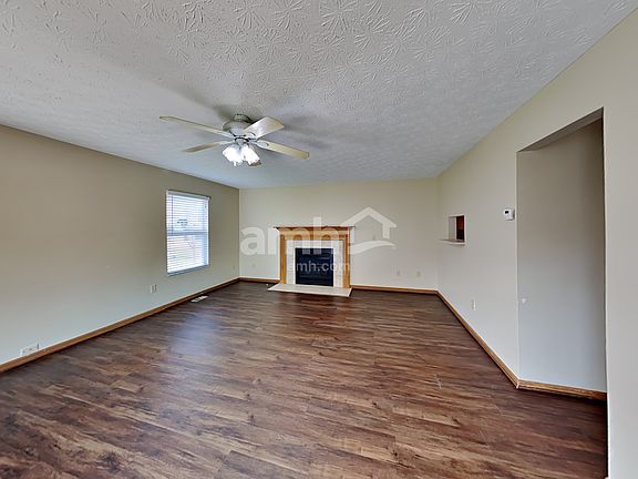 3rd image of 7660 Farm Hill Dr
