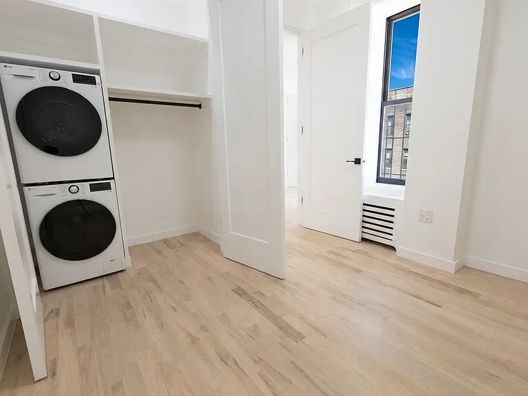 945 W End Ave #2C2 — Photo 4