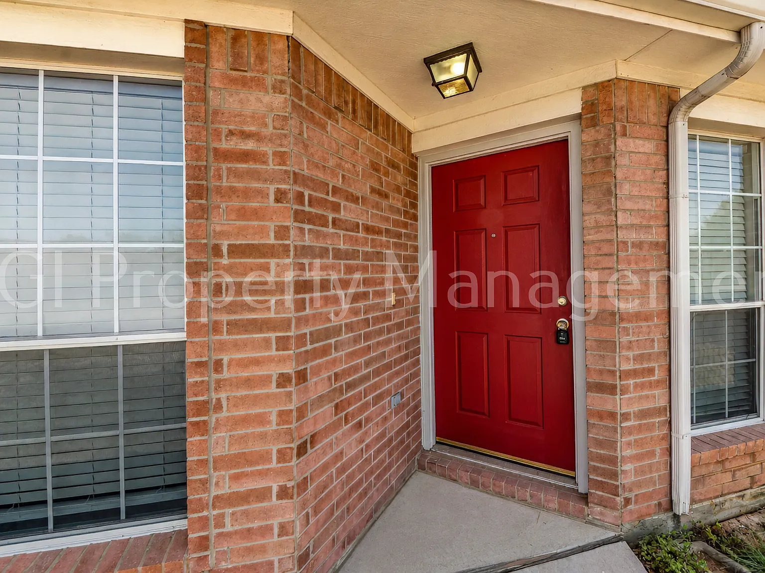 Must see home ready for move in — Photo 4