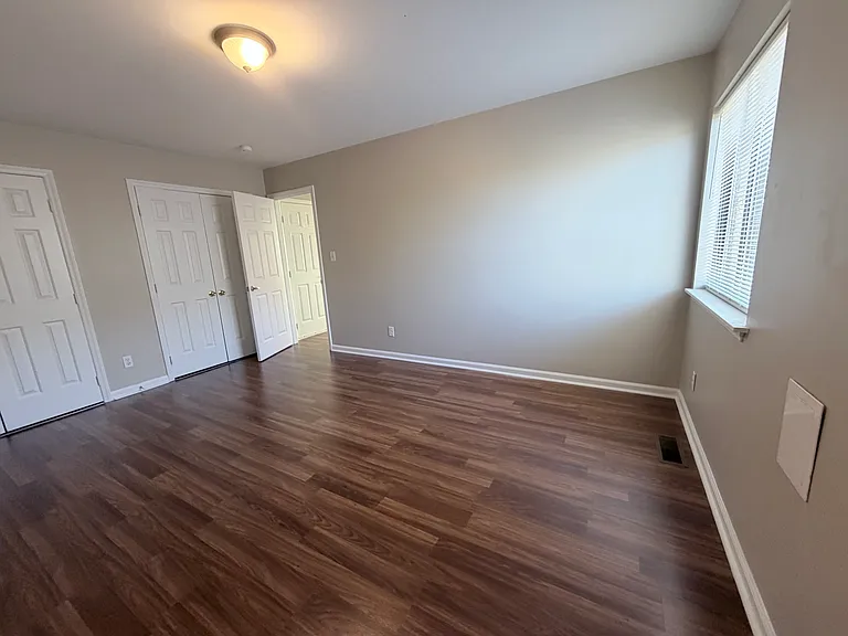 6517 Valene Ct — Photo 22
