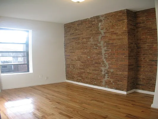 Rented by DSA Realty | media 57