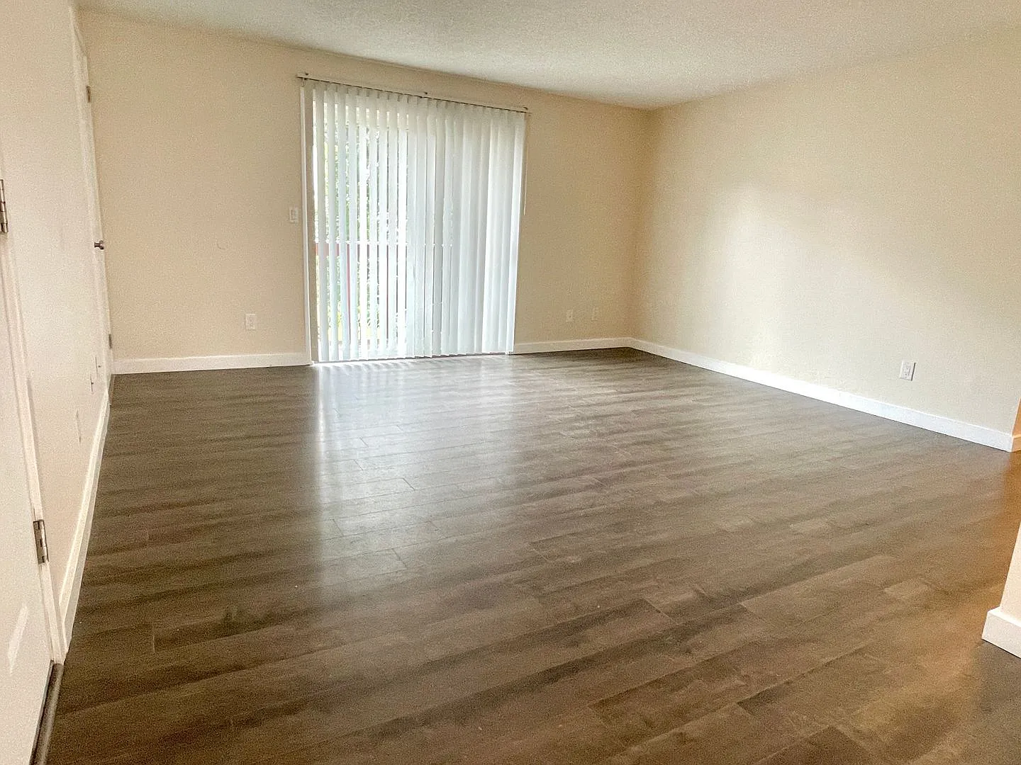 Newly renovated 2 bedroom condo with off-street parking — Photo 3