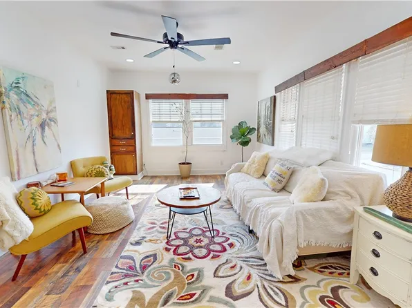 1606 Norwich St, Brunswick, GA 31520