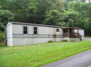 223 Shuler Hollow Rd, Chilhowie, VA 24319