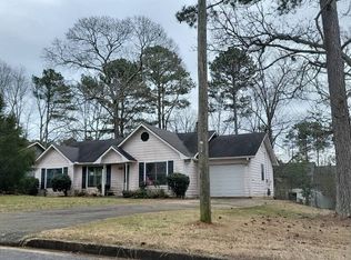 1313 Winslow Dr, Jonesboro, GA