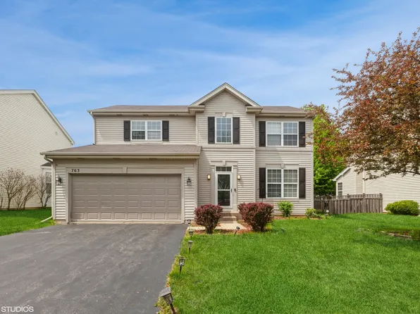 763 Sapphire Dr, Bolingbrook, IL 60490