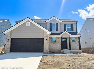15189 Hanover Ave, Allen Park, MI 48101