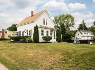 101 Bartholomew St, Peabody, MA 01960