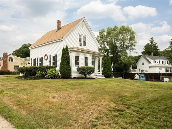 101 Bartholomew St, Peabody, MA 01960