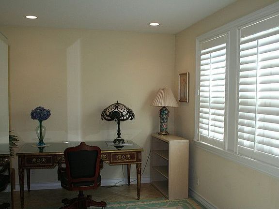 5th image of 115 E Wilson St Unit B