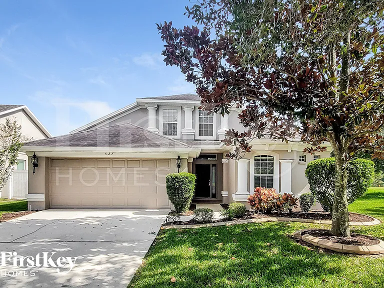 527 Dunaway Dr — Photo 1