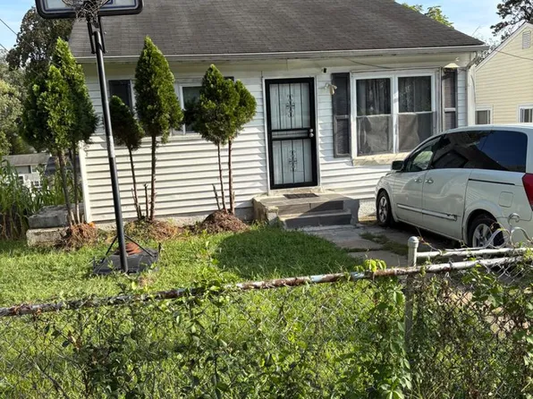 6703 Drylog St, Capitol Heights, MD 20743