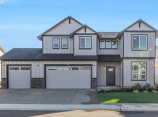 415 S Elm St, Yamhill, OR