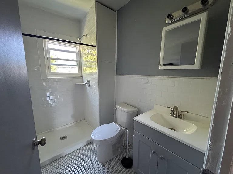 507 River St #2 — Photo 26