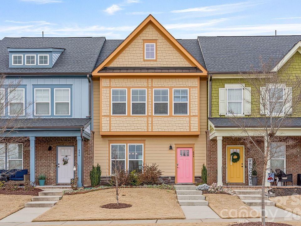 1st image of 684 Dunkins Ferry Rd