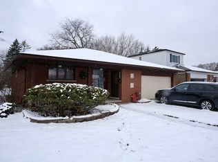 28023 Los Olas Dr, Warren, MI