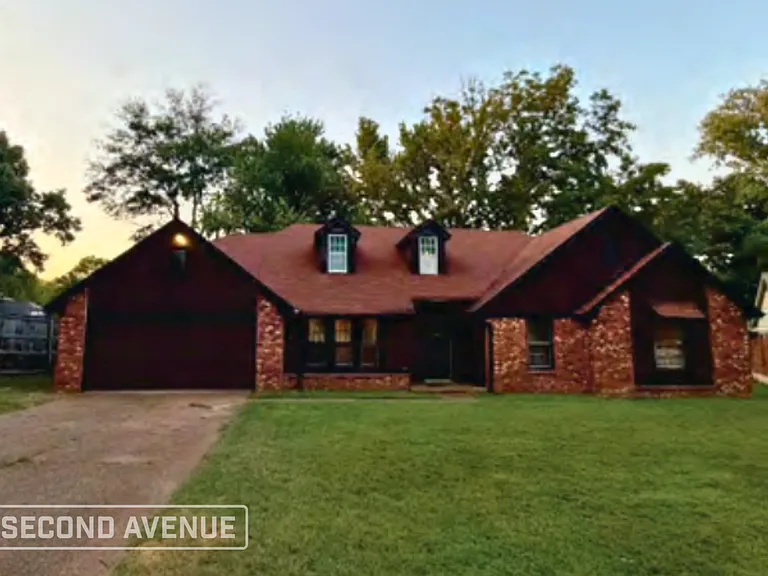 7146 Falls Hollow Cv — Photo 1