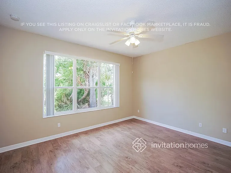 528 Wexford Dr — Photo 10
