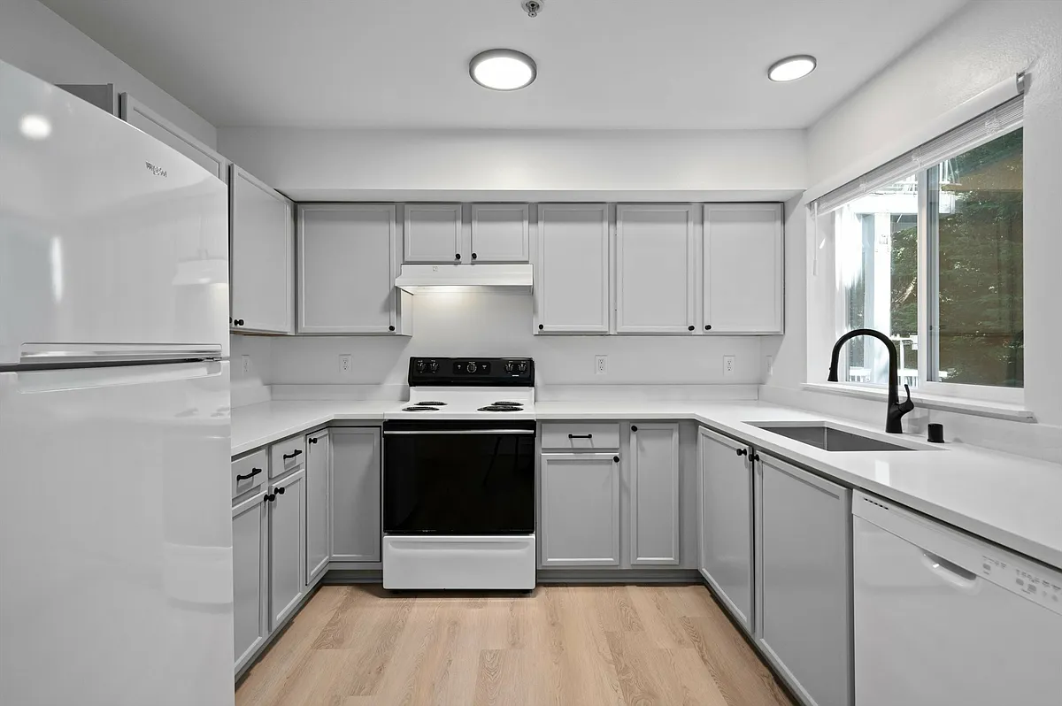 Floor plan 2 Bedroom, 1 Bath