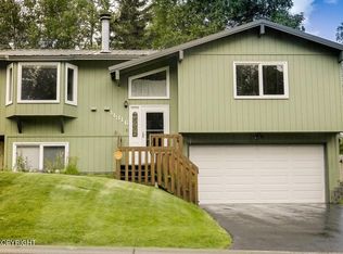 11316 Bridger Pl, Eagle River, AK 99577