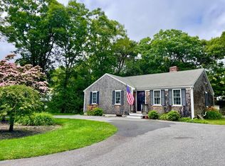 20 Outpost Ln, Centerville, MA 02632