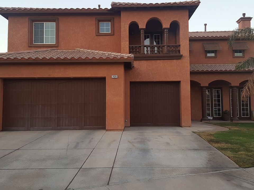1st image of 2926 Sandalwood Ct