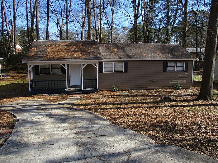 1st image of 2730 Starr Rd