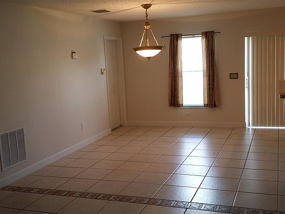 2nd image of 149 Owenshire Cir