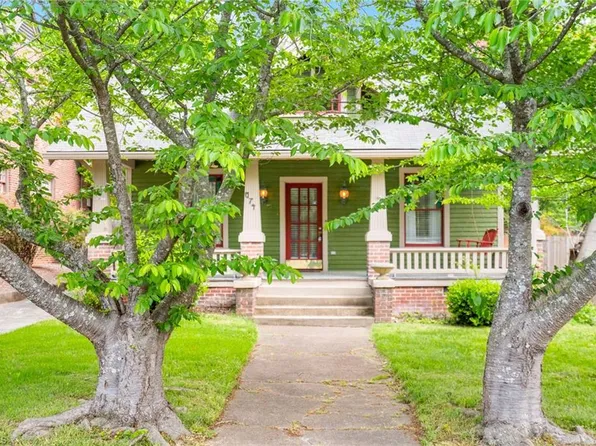 674 Chestnut St, Greensboro, NC 27405