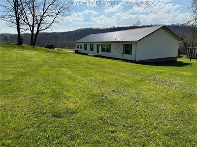 16 Victoria Dr, Sandyville, WV, 25275