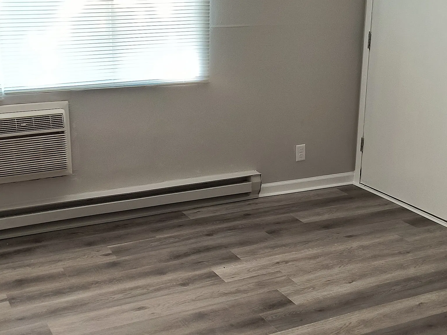 2 bed, 913 sqft, $1,375 — Photo 4