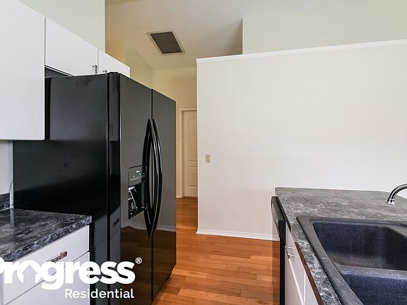 5th image of 7623 Clovelly Park Pl