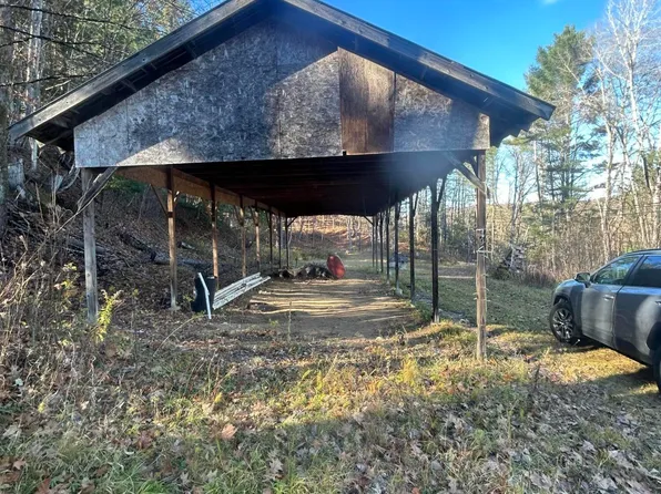 3733 State Route 28, North Creek, NY 12853