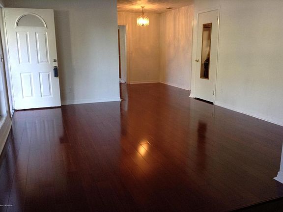 2nd image of 2204 Thiervy Dr