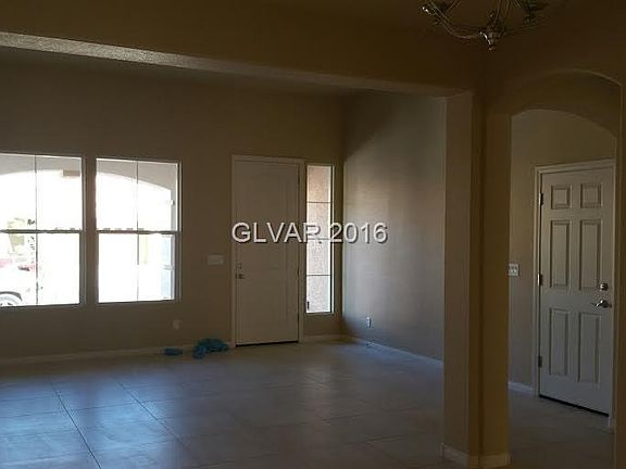 5th image of 9745 Fox Estate St #0