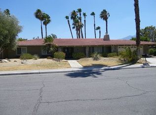 2411 E Camino Pelicano, Palm Springs, CA 92262
