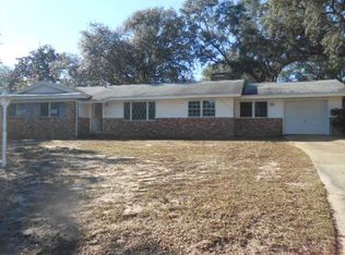 5535 Polaris Dr, Milton, FL 32570