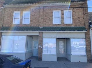 83 Center St, Ellenville, NY 12428