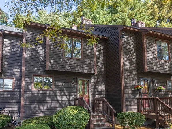 50 Thornhill Road, Stratham, NH 03885