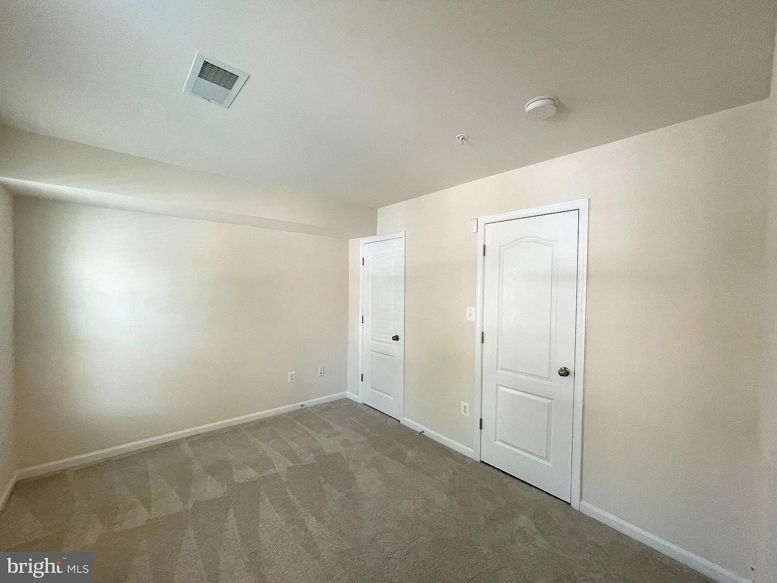 4 bed, 2.5 bath, 1680 sqft, $2,995 — Photo 3